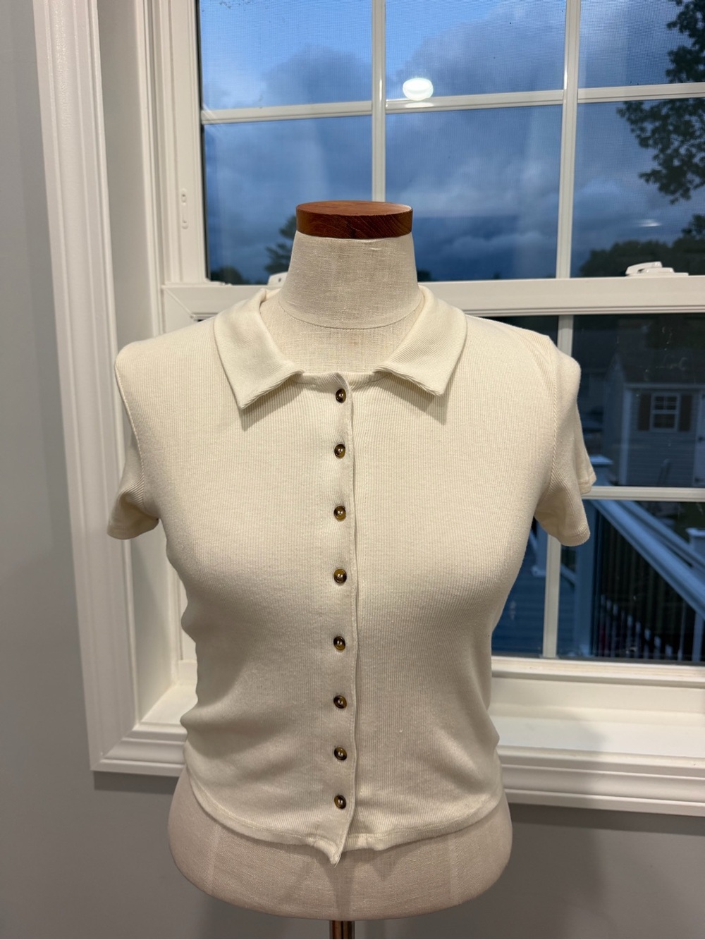 American Eagle Outfitters Cream Short Sleeve Button-Down Polo